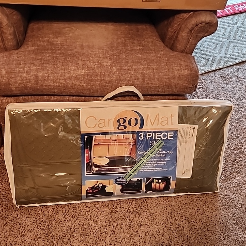 Car go mat 3 piece set